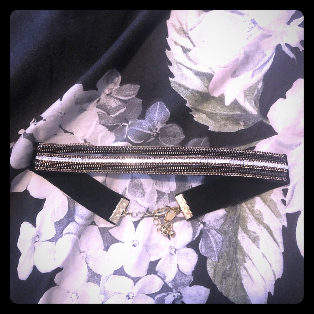 Charming Charlie sparkly black velvet choker